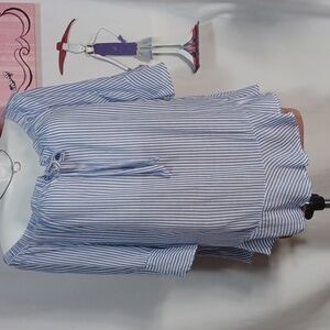- BOUTIQUE womens top size 0X in a beautiful blue and white striped pheasa…